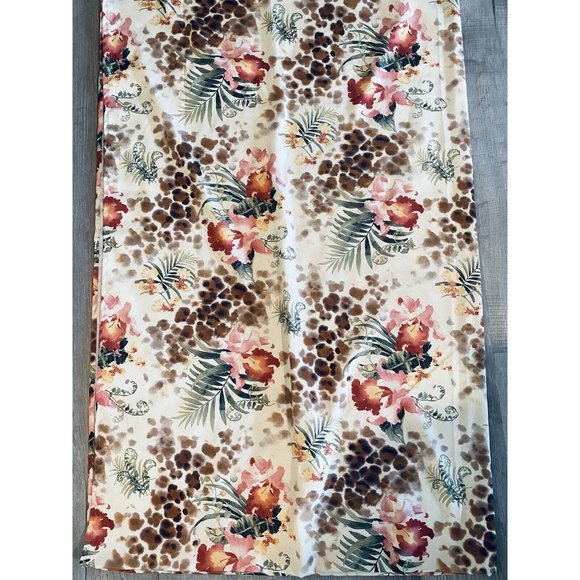 Tropical Print Fabric Tablecloth Pink Iris Green Ferns Yellow Orchids 60x82" - Picture 2 of 8